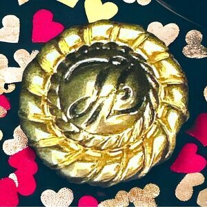 Vintage 1980’s Karl Lagerfeld-Givenchy KL logo gold plated rope clip earrings